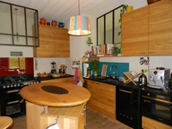 View MOBILIER DE CUISINE, bois utilisÃ©: le chÃ¢taignier